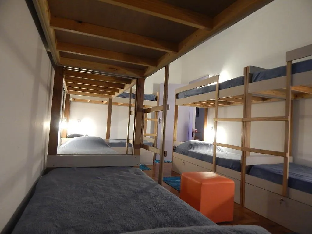 O'Rileys Perdizes Hostel